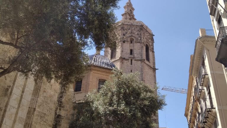 Torre Micalet Plaza de la Reina Valencia